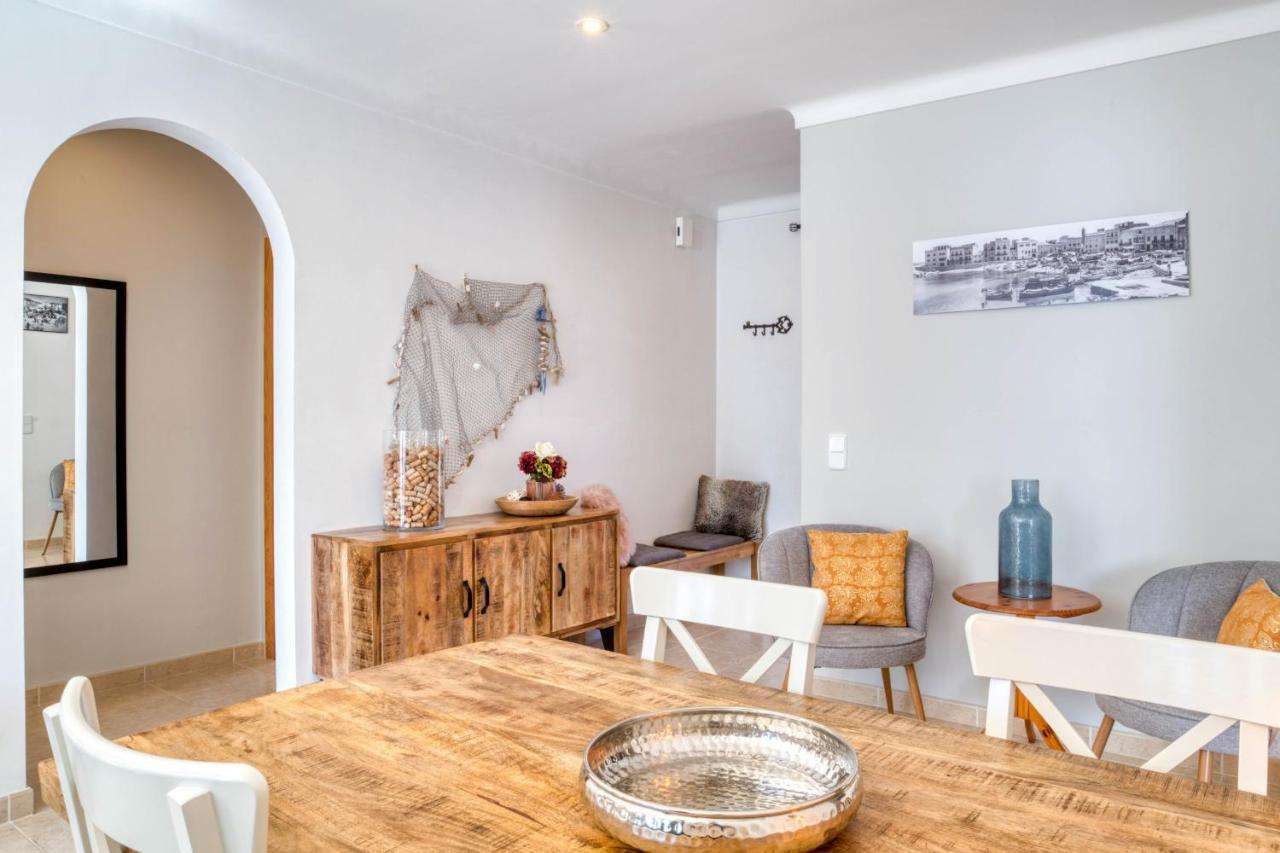 Vila La Bellesa L' Escala Exteriér fotografie
